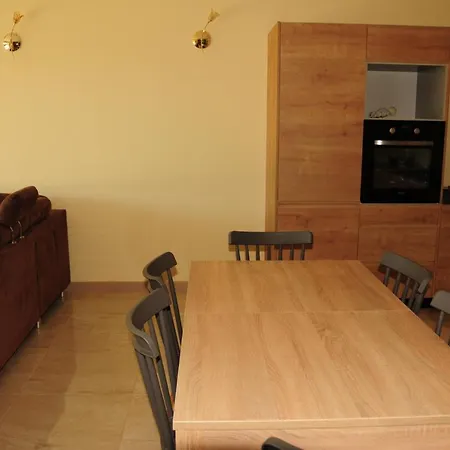 Apartament Pod Debowcem Apartment *