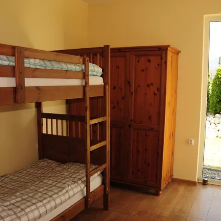 Apartament Pod Debowcem Apartment *